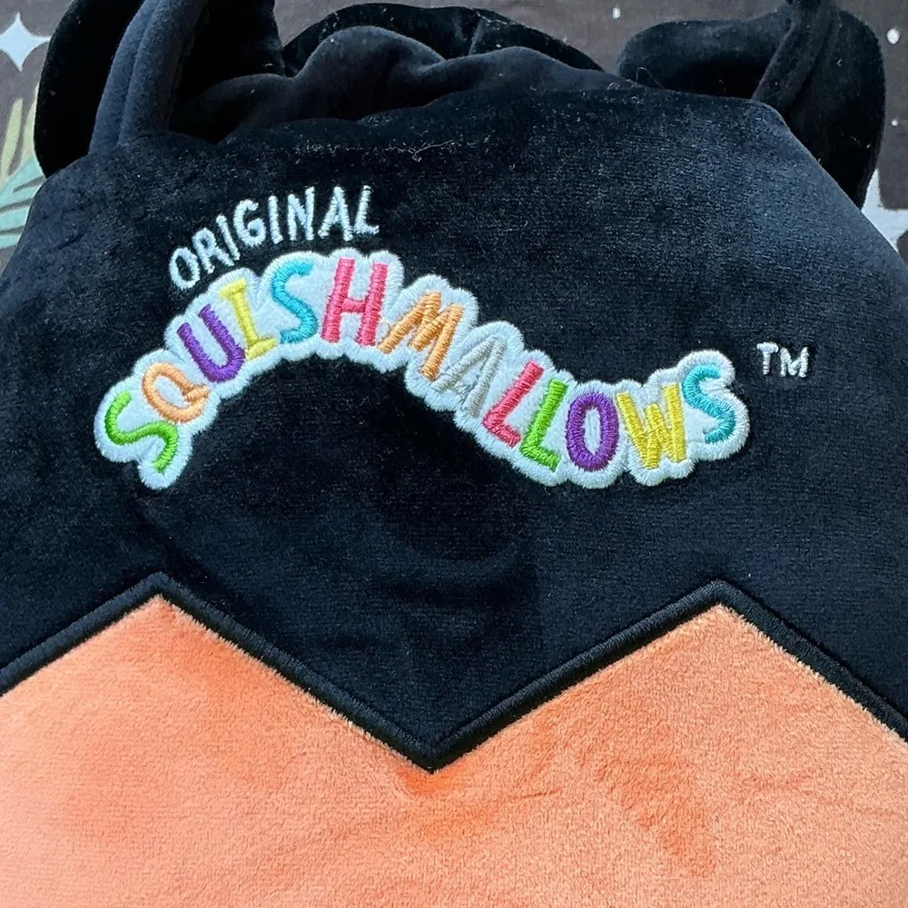 Squishmallows Halloween Plush Tote Emily the bat in a jack-o’-lantern NWT